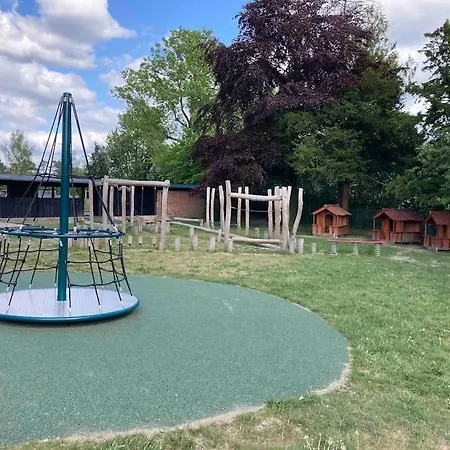 Large Modern Family - “arnely” 民宿 Tommerup