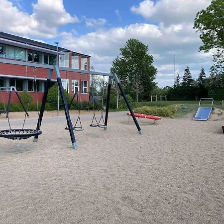 Проживание в семье Large Modern Family - “arnely”